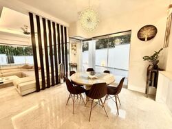 Straits Gardens (D27), Terrace #572291851